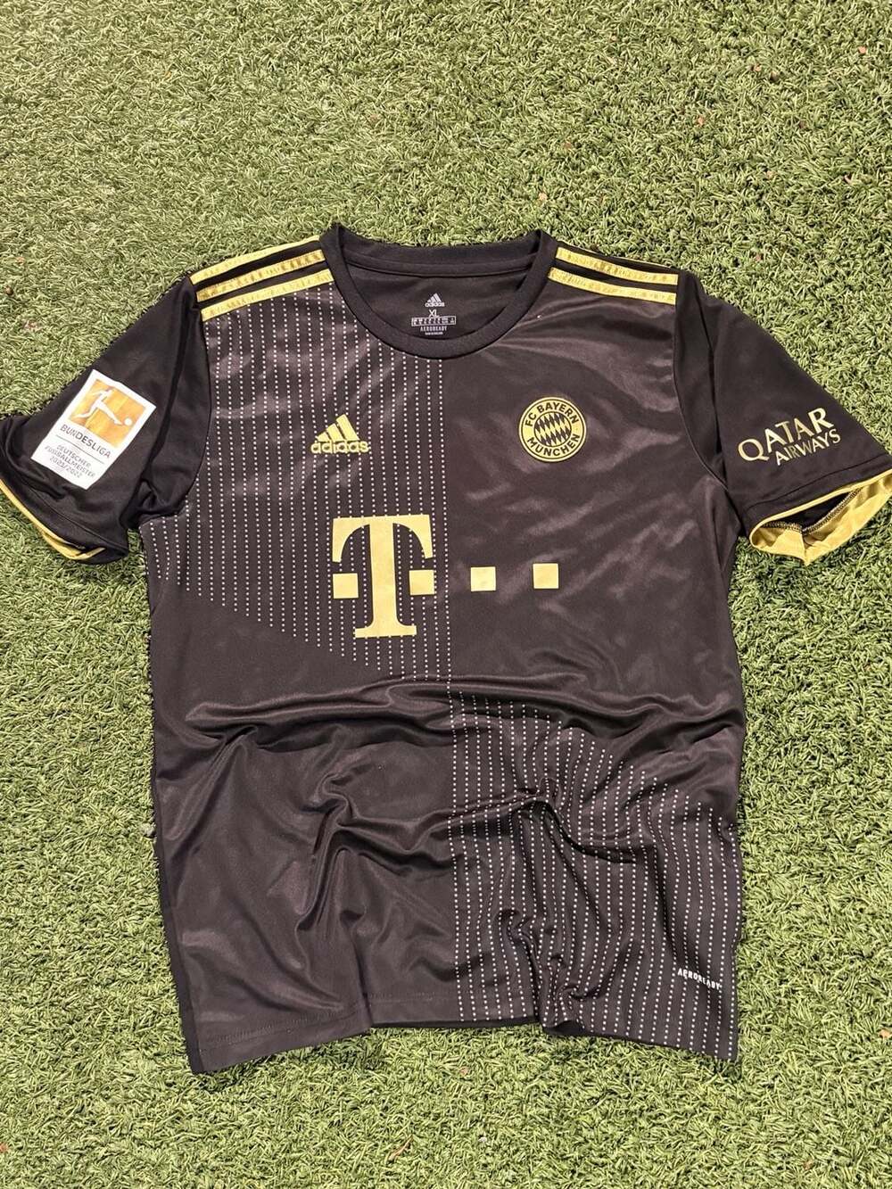 Adidas FC Bayern Munich Away Jersey Size XL 2021-2022 Müller 25 Black Gold